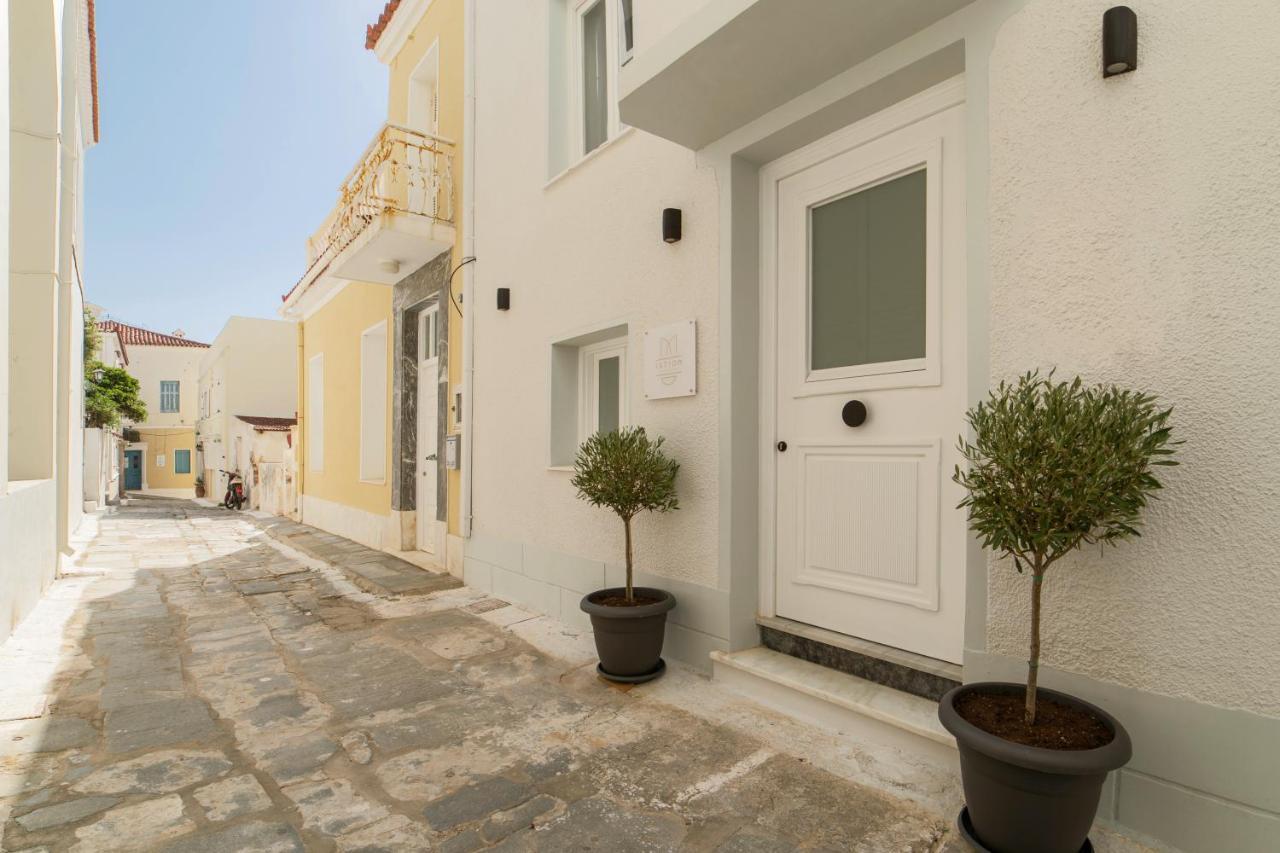 Istion Andros Luxury Suites Andros Town Exterior foto