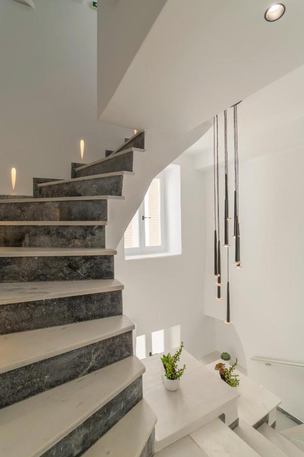 Istion Andros Luxury Suites Andros Town Exterior foto